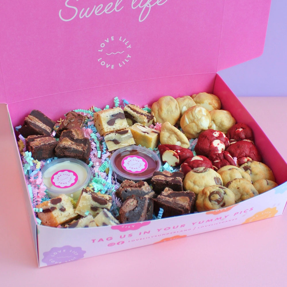 Sharing' Box Mini The Ultimate Sharing Box | Love Lily Cakes